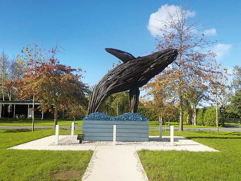 The Humpback Whale sculpture by New Zealand artist Jack Marsden-Mayer at Sculptureum