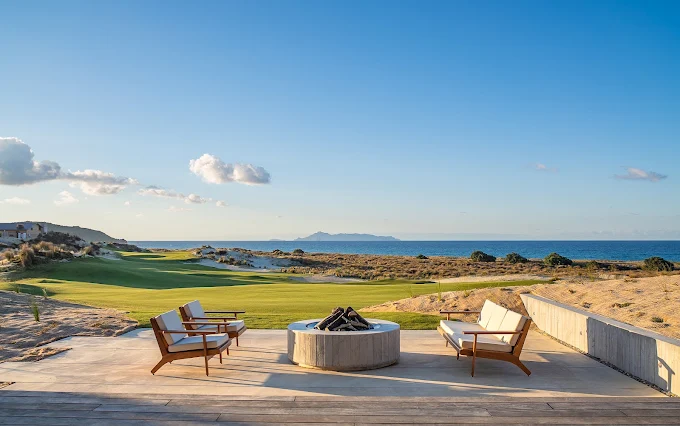 Coastal golf course overlooking the sea near Matakana